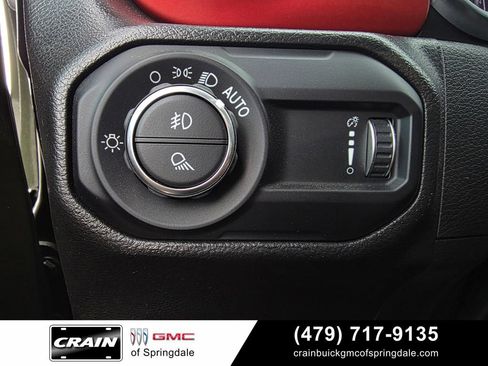 Used 2023 Jeep Gladiator Rubicon w/ LED Lighting Group AWD/4WD image 12