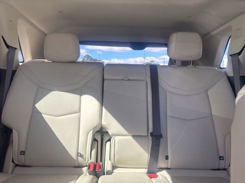 Certified 2025 Cadillac XT5 Premium Luxury FWD image 23