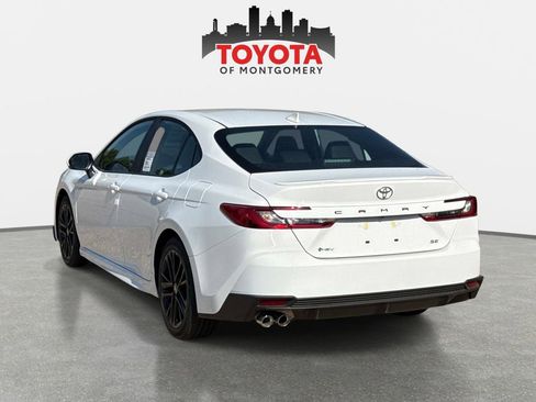 New 2026 Toyota Camry SE image 5