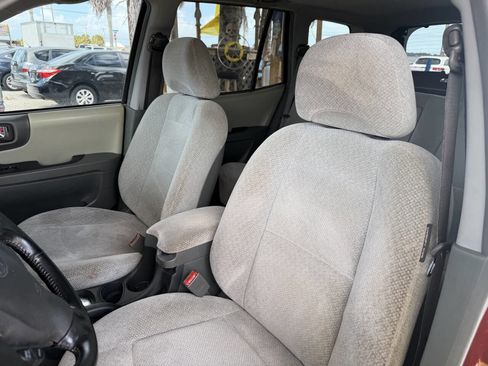 Used 2005 Hyundai Santa Fe GLS image 11