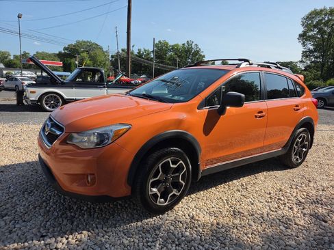 Used 2014 Subaru Crosstrek 2.0i Premium AWD/4WD image 4