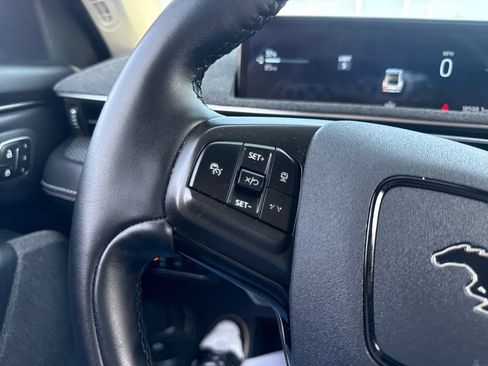 Used 2025 Ford Mustang Mach-E Premium AWD/4WD image 39
