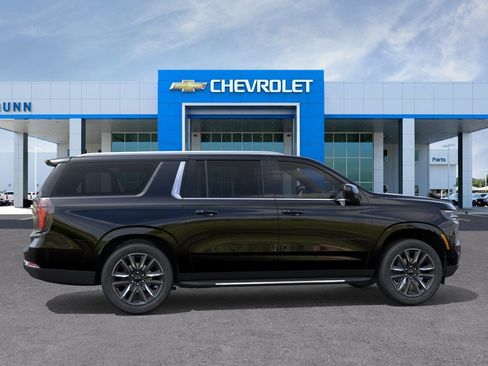 New 2026 Chevrolet Suburban LS w/ LS Custom Edition RWD image 5