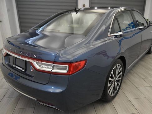 Used 2019 Lincoln Continental Select w/ Continental Climate Package image 5