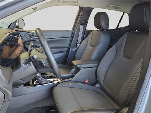 Used 2024 Buick Encore GX Preferred w/ Comfort Package image 11