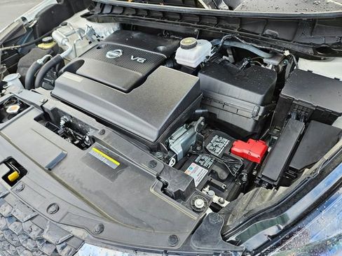 Used 2024 Nissan Murano SV image 18