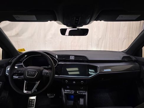 Used 2025 Audi Q3 2.0T Premium Plus w/ Premium Plus Package image 32