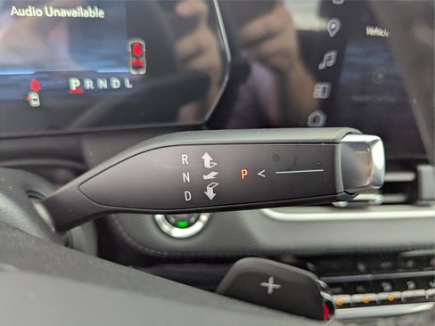 New 2026 Chevrolet Equinox LT w/ Convenience Package II image 18