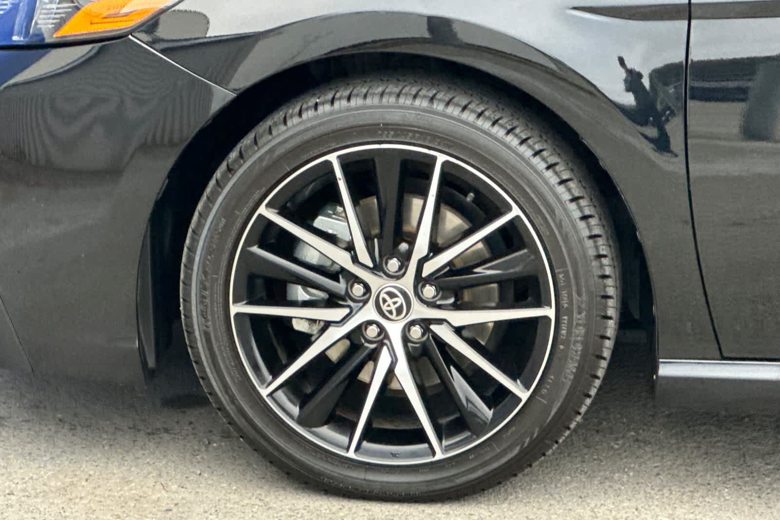 Used 2023 Toyota Camry SE FWD image 25