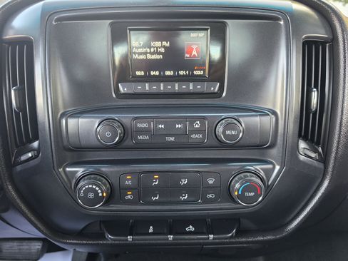 Used 2015 GMC Sierra 2500 2WD Crew Cab image 33