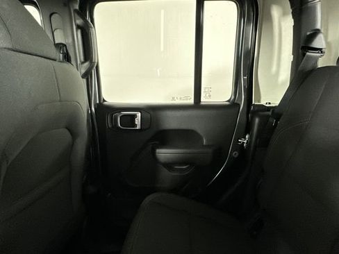 New 2026 Jeep Gladiator Sport AWD/4WD image 14