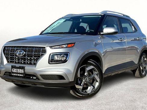New 2026 Hyundai Venue SEL image 2