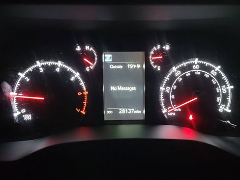 Used 2023 Toyota 4Runner SR5 Premium image 18