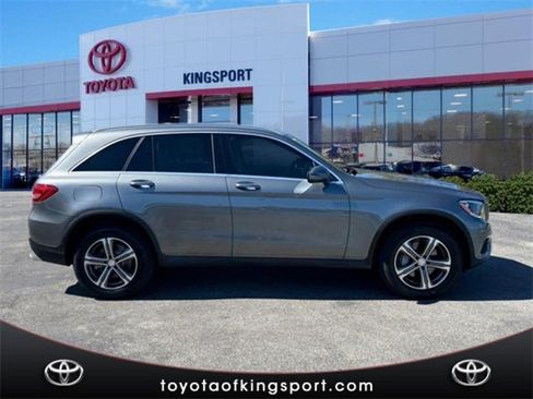 Used 2017 Mercedes-Benz GLC 300 image 6