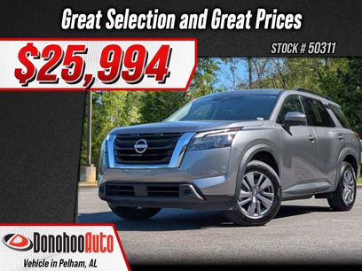 Used 2024 Nissan Pathfinder SV