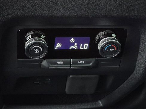 Certified 2025 Buick Enclave Sport Touring w/ Power Package FWD image 18