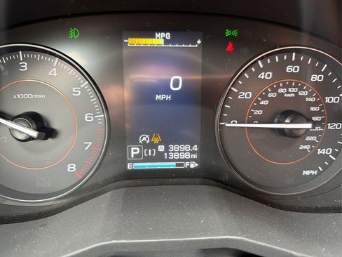 Used 2021 Subaru Crosstrek 2.0i Premium w/ Moonroof Package image 11