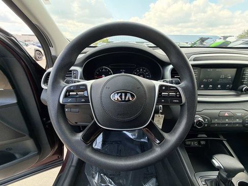 Used 2020 Kia Sorento AWD V6 image 19