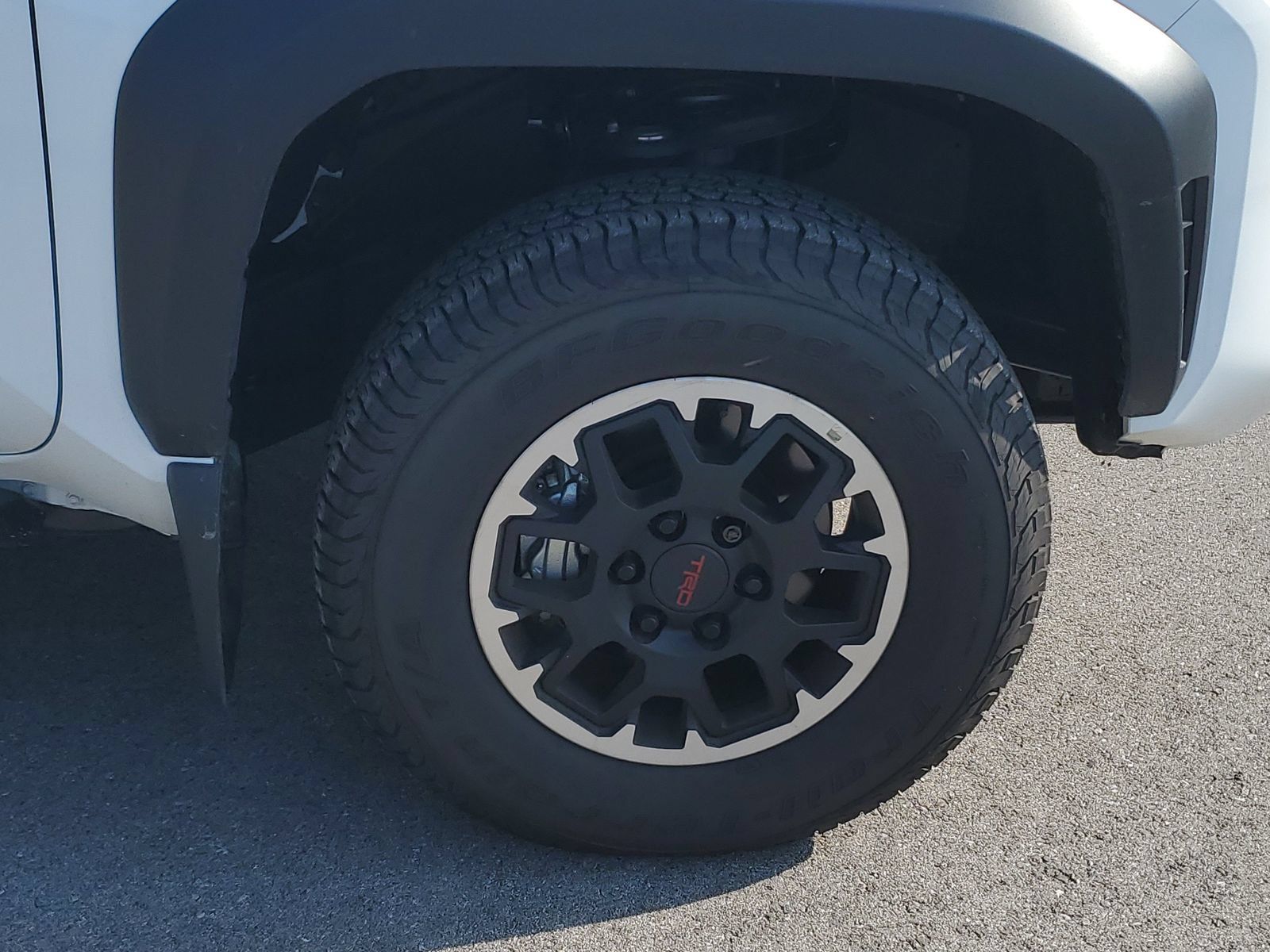 Used 2026 Toyota Tacoma TRD Off-Road AWD/4WD image 6