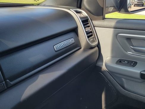 Used 2022 RAM 1500 Big Horn AWD/4WD image 23
