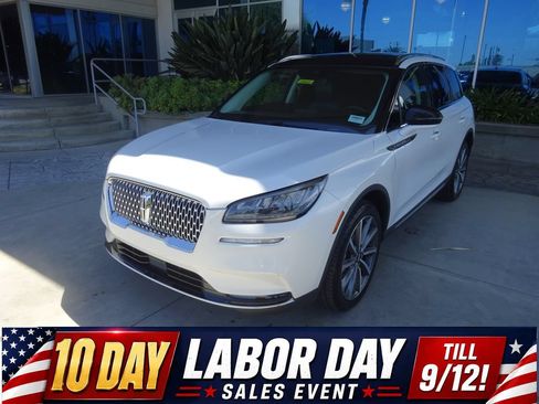 Used 2020 Lincoln Corsair Reserve w/ Beyond Blue Interior Package FWD image 3