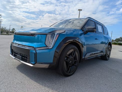 Certified 2025 Kia EV9 GT-Line image 9