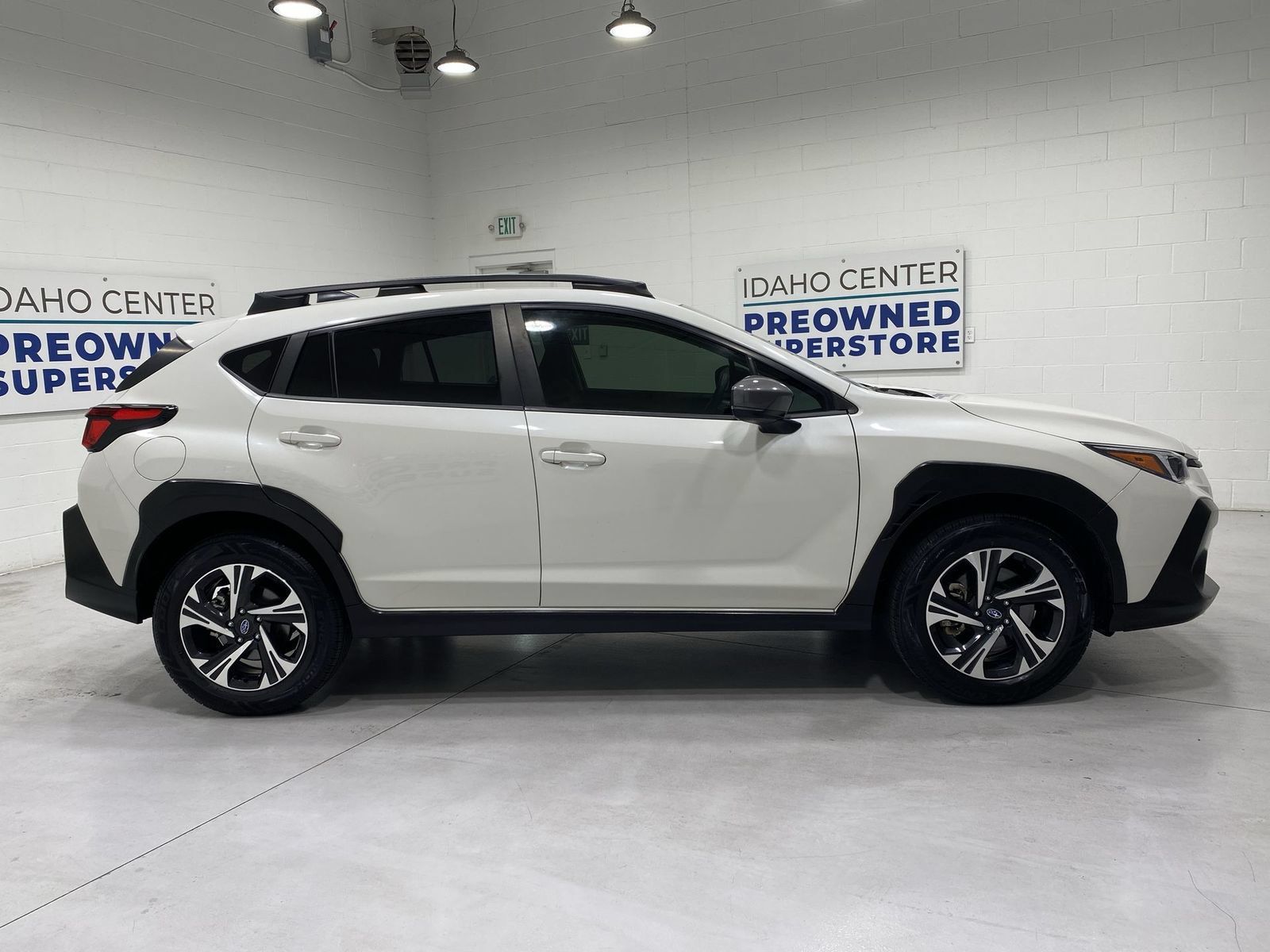 Used 2024 Subaru Crosstrek 2.0i Premium w/ Popular Package #3 AWD/4WD image 9