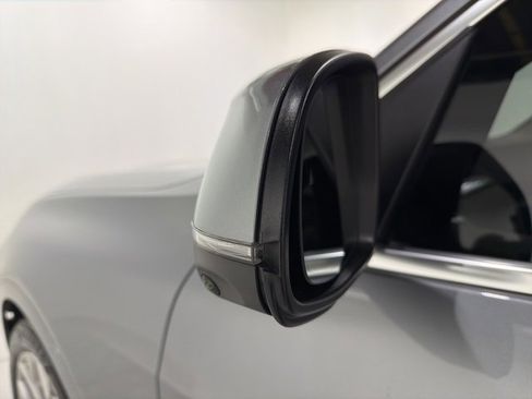 Used 2024 BMW X7 xDrive40i image 9