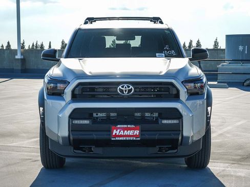 New 2026 Toyota 4Runner SR5 image 2
