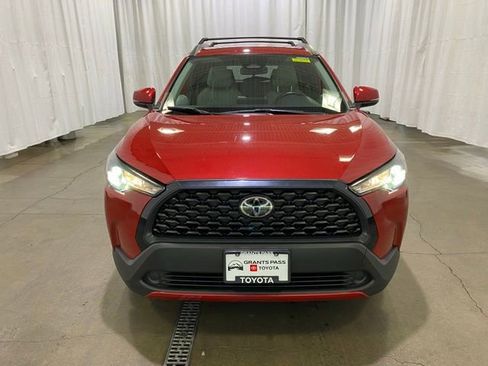Certified 2023 Toyota Corolla Cross LE image 9