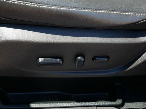 Certified 2019 Ford Escape Titanium AWD/4WD image 15