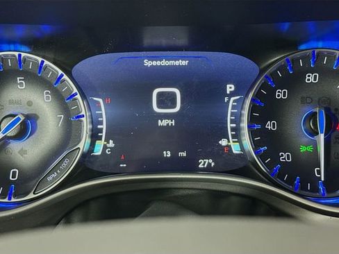 New 2026 Chrysler Pacifica Select w/ S Appearance Package image 12