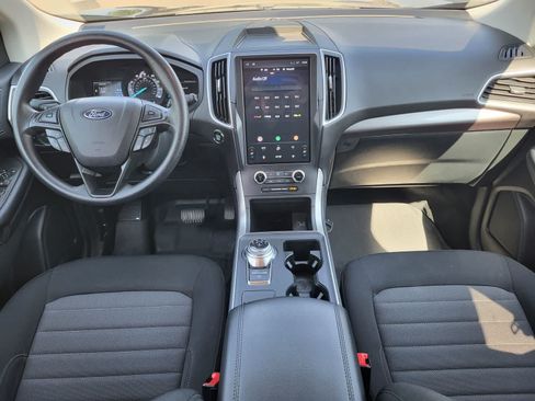 Used 2024 Ford Edge SE w/ Black Appearance Package AWD/4WD image 25