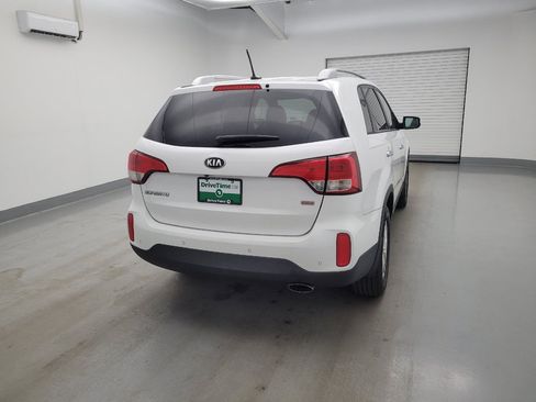 Used 2015 Kia Sorento LX FWD image 7
