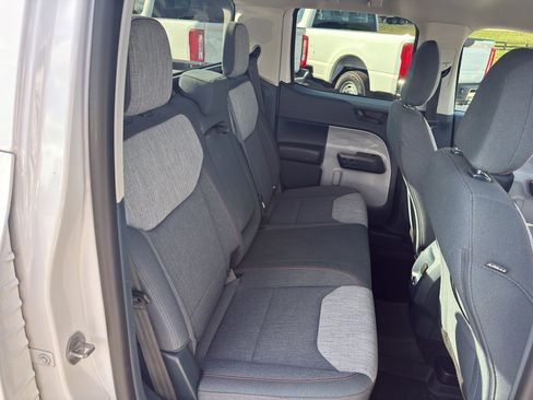 Certified 2022 Ford Maverick XLT image 13