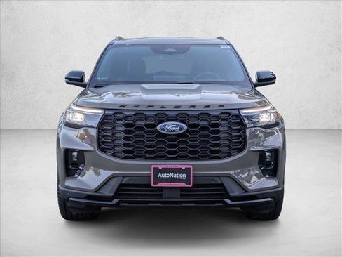 New 2026 Ford Explorer ST-Line w/ ST-Line Street Pack image 5