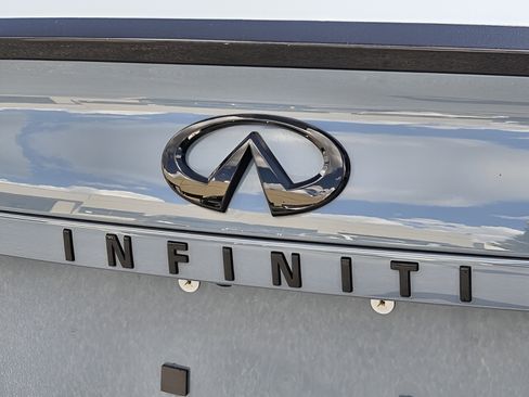 Used 2023 INFINITI QX50 Sport FWD image 32