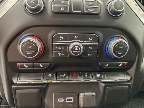 Certified 2021 Chevrolet Silverado 1500 LT image 17