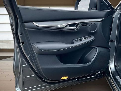 Used 2025 INFINITI QX55 Luxe w/ Cargo Package image 23