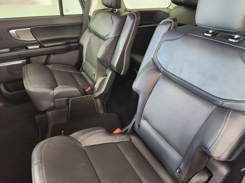 New 2025 Ford Expedition Platinum w/ Driver's Package image 11