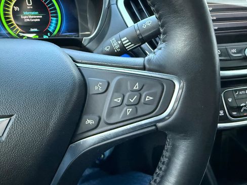 Used 2017 Chevrolet Volt Premier w/ Driver Confidence II Package image 24