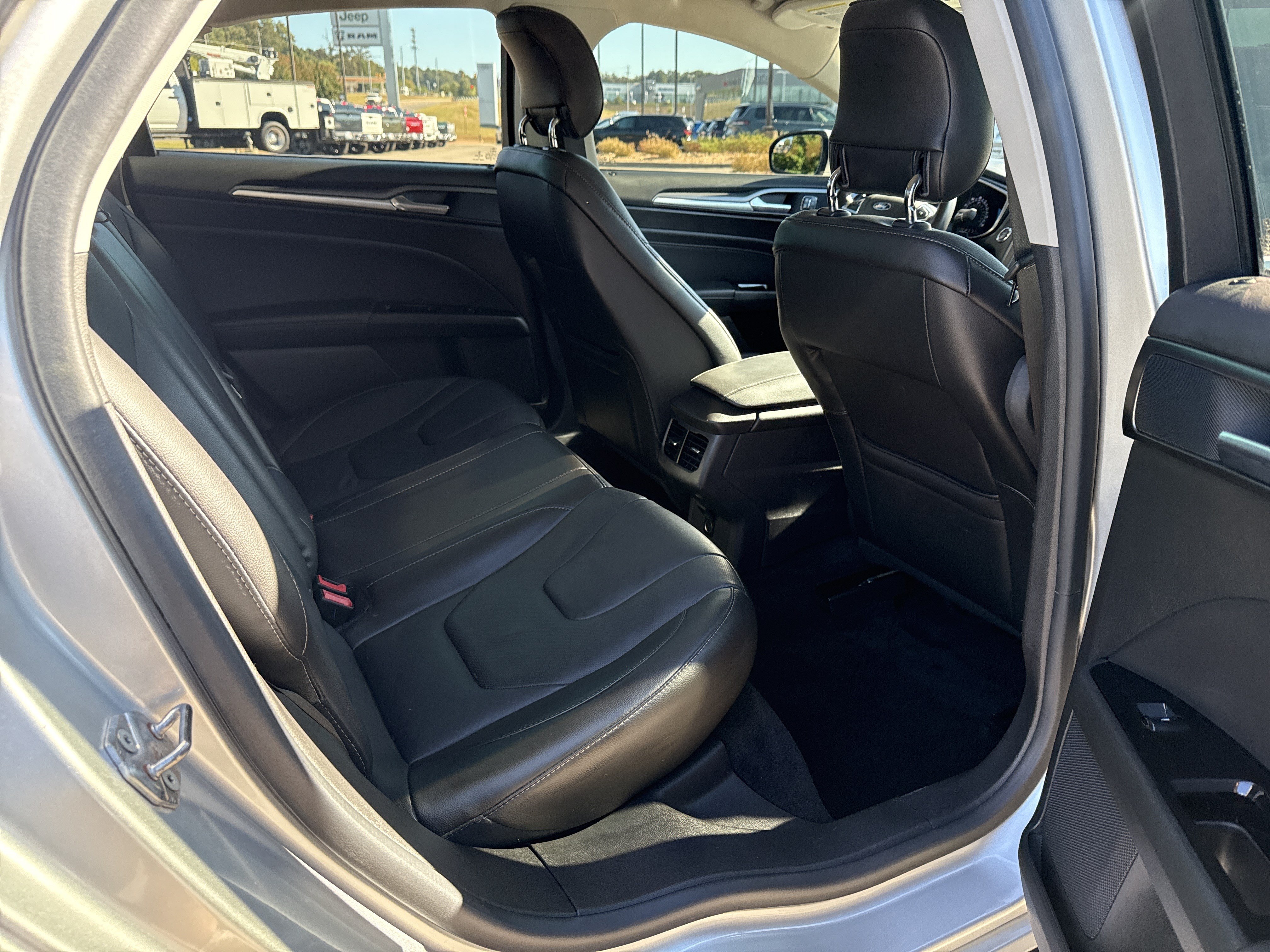 Used 2013 Ford Fusion Titanium FWD image 15