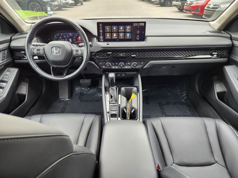 Certified 2024 Honda Accord EX-L image 8