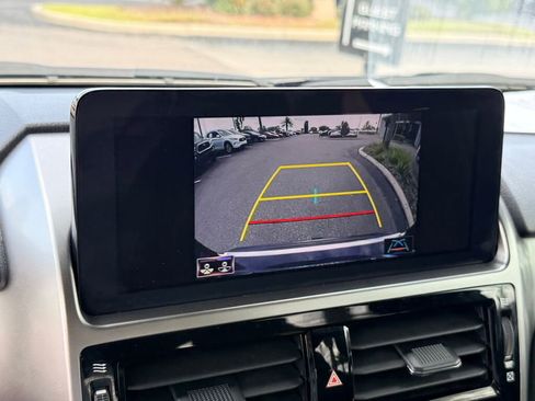 Used 2023 Lexus GX 460 Premium image 25