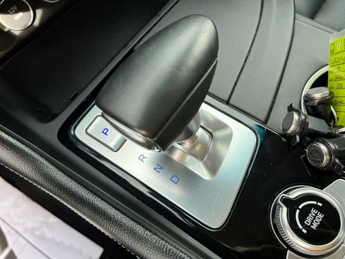 Used 2023 Genesis G70 2.0T image 27