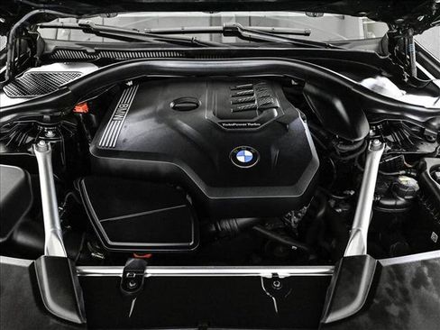 Used 2022 BMW 530i xDrive w/ Premium Package image 23