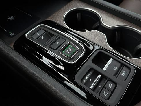 Certified 2026 Honda Pilot Elite image 36
