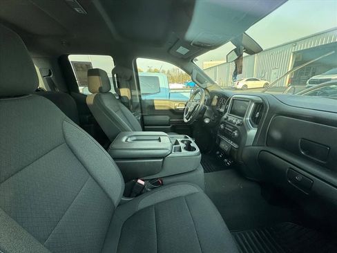 Used 2020 Chevrolet Silverado 1500 LT w/ Trailering Package image 2