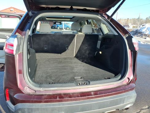 Used 2019 Ford Edge Titanium w/ Cold Weather Package image 15