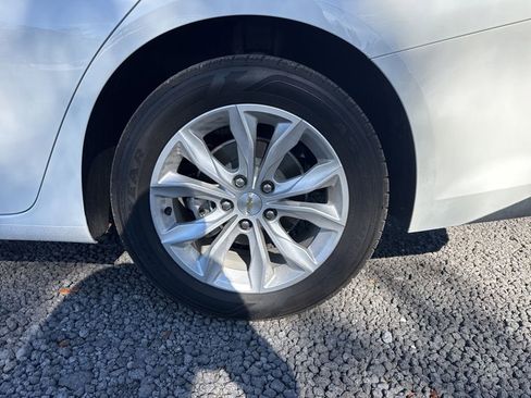 Used 2025 Chevrolet Malibu LT image 17